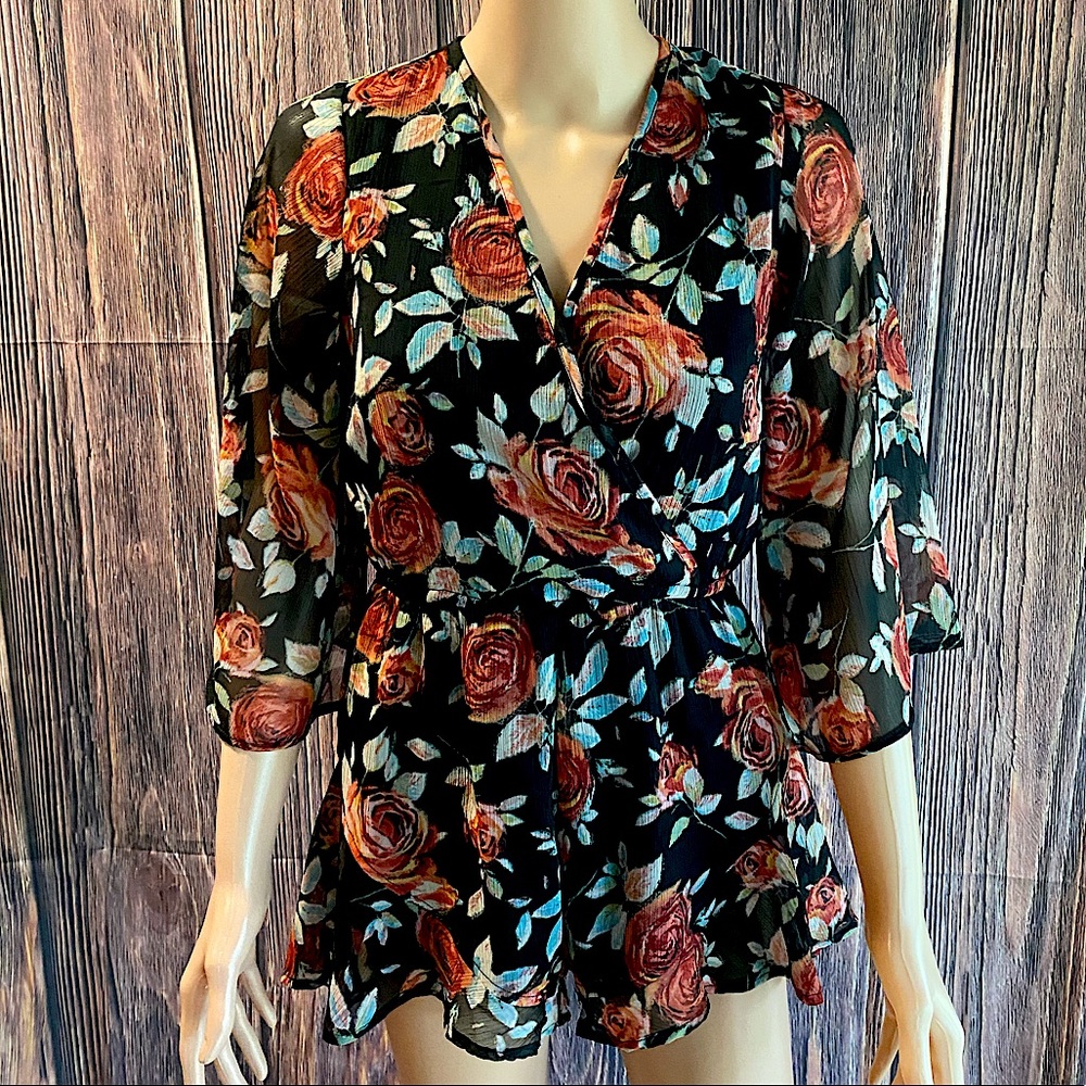 Band of Gypsies sz small long sleeve rose floral flowy summer romper
